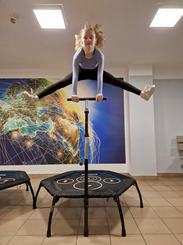 004 1