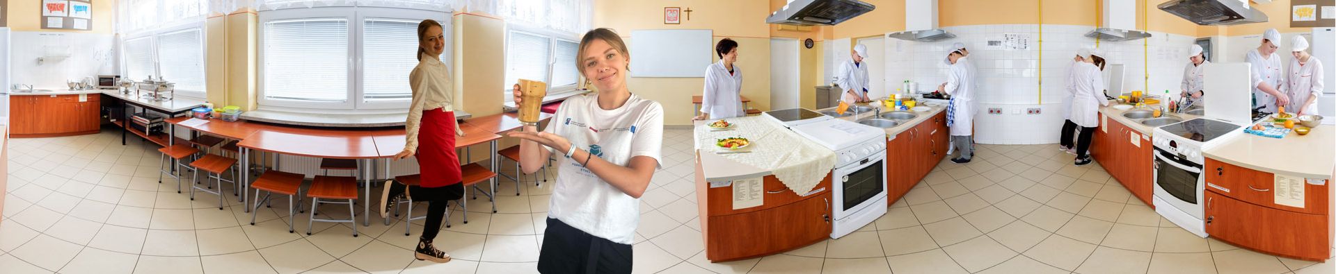 Uczniowie Zespołu Szkół w Iwoniczu